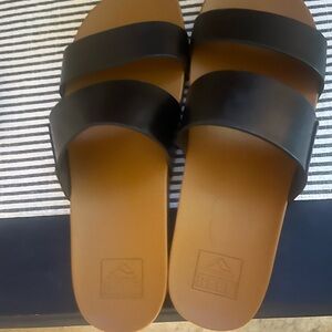 Reef Black and Brown Sandals Minimalist Design New without Tags